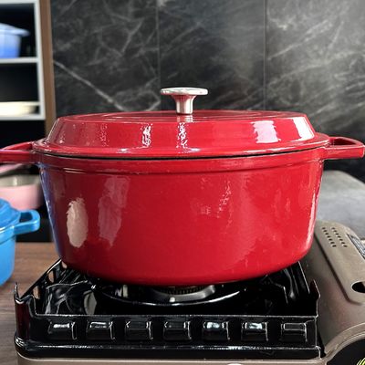 楕円形の鋳鉄のカセロールに機能性および様式の4.5クォート エナメルを塗りなさい