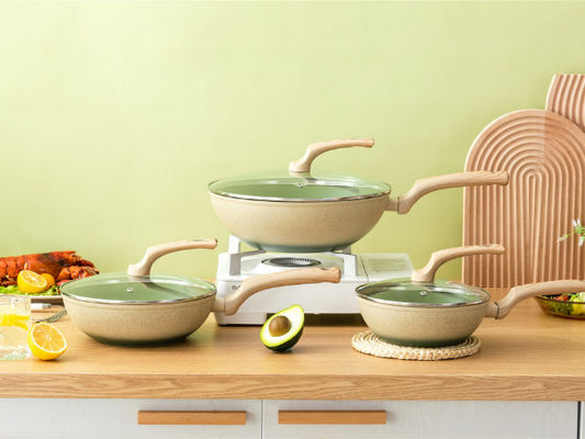優れた7Pieceアルミニウム調理器具は誘導のCooktopsの緑のために置いた